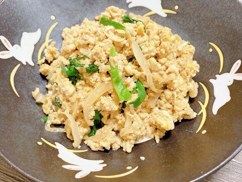 あまり物でメインのおかずに♪簡単炒り豆腐